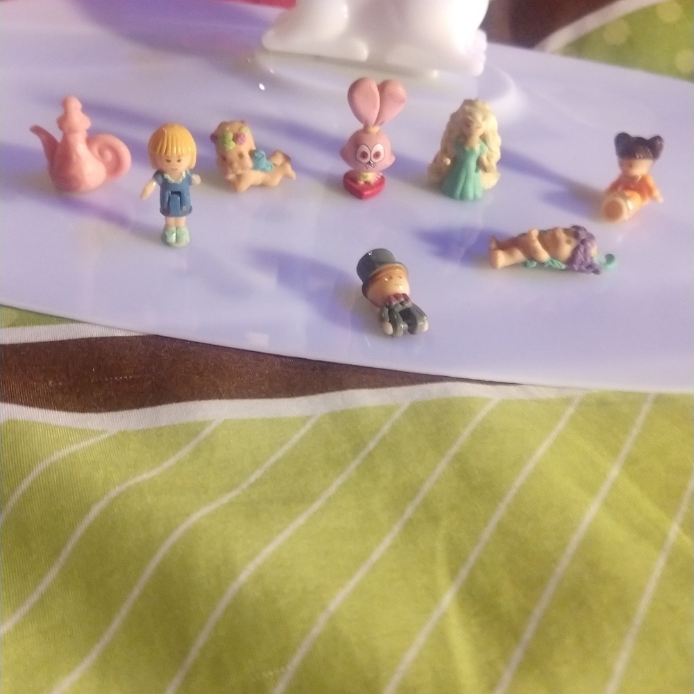 (8) Lot of Mini Characters,,